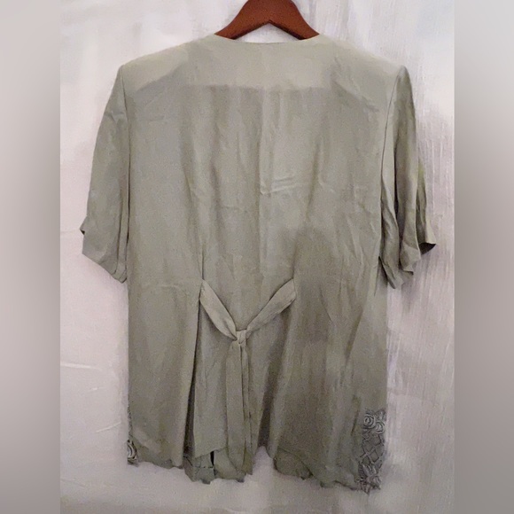 Vintage Two-piece Mint Green Embroidered VTG Skirt with Jacket - Picture 3 of 5